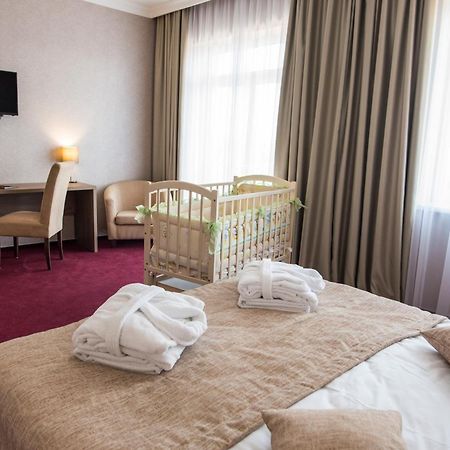 Hotel Alkor Truskavets Bilik gambar