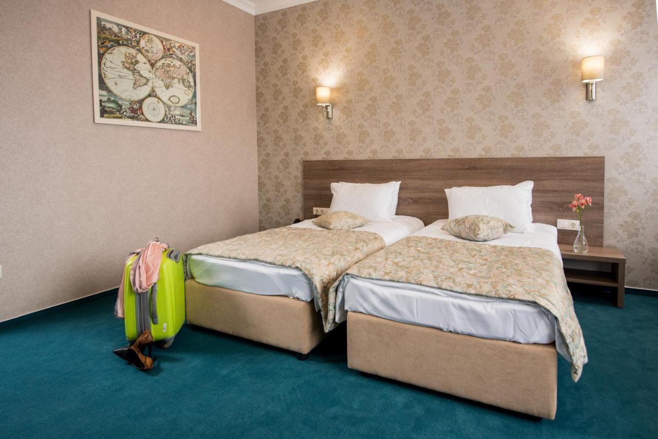 Hotel Alkor Truskavets Luaran gambar