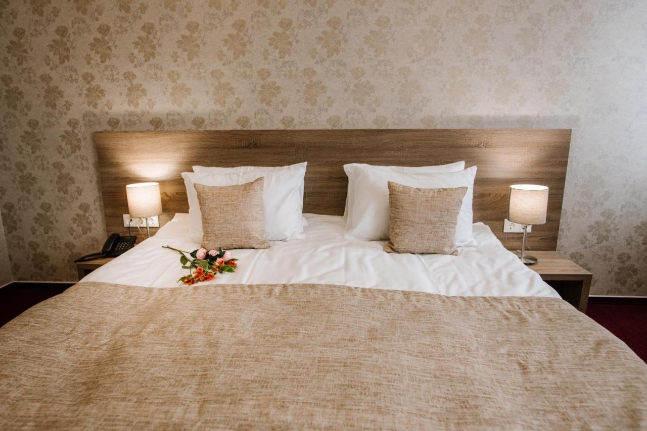 Hotel Alkor Truskavets Luaran gambar