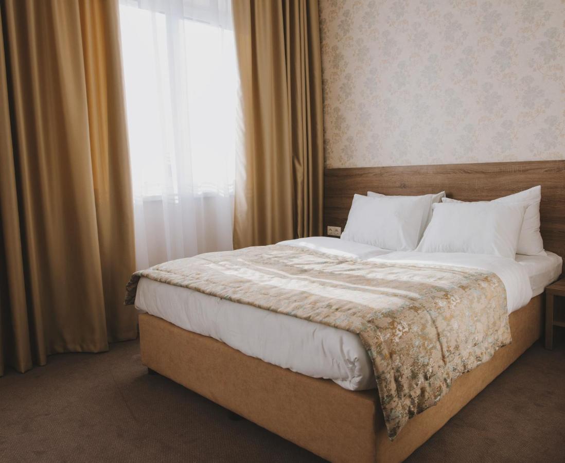 Hotel Alkor Truskavets Bilik gambar