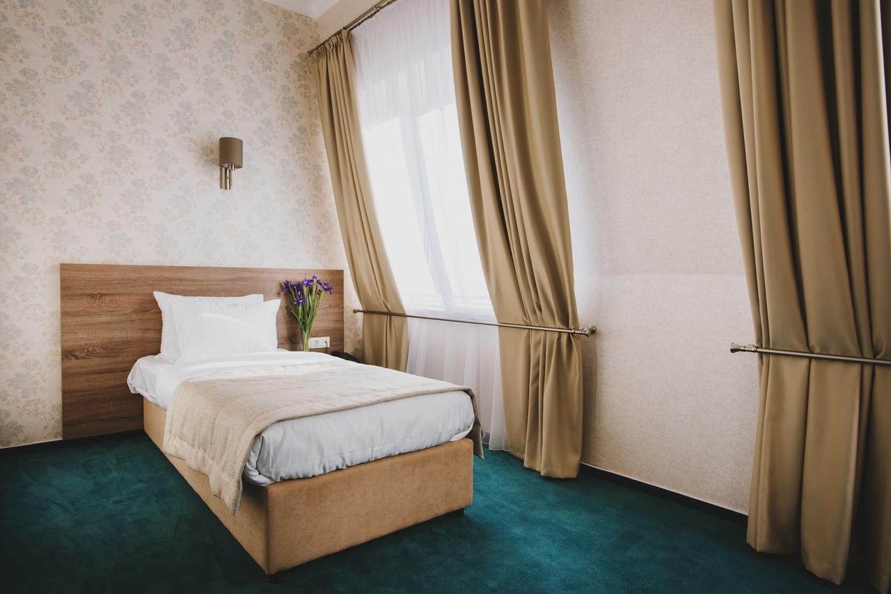 Hotel Alkor Truskavets Luaran gambar