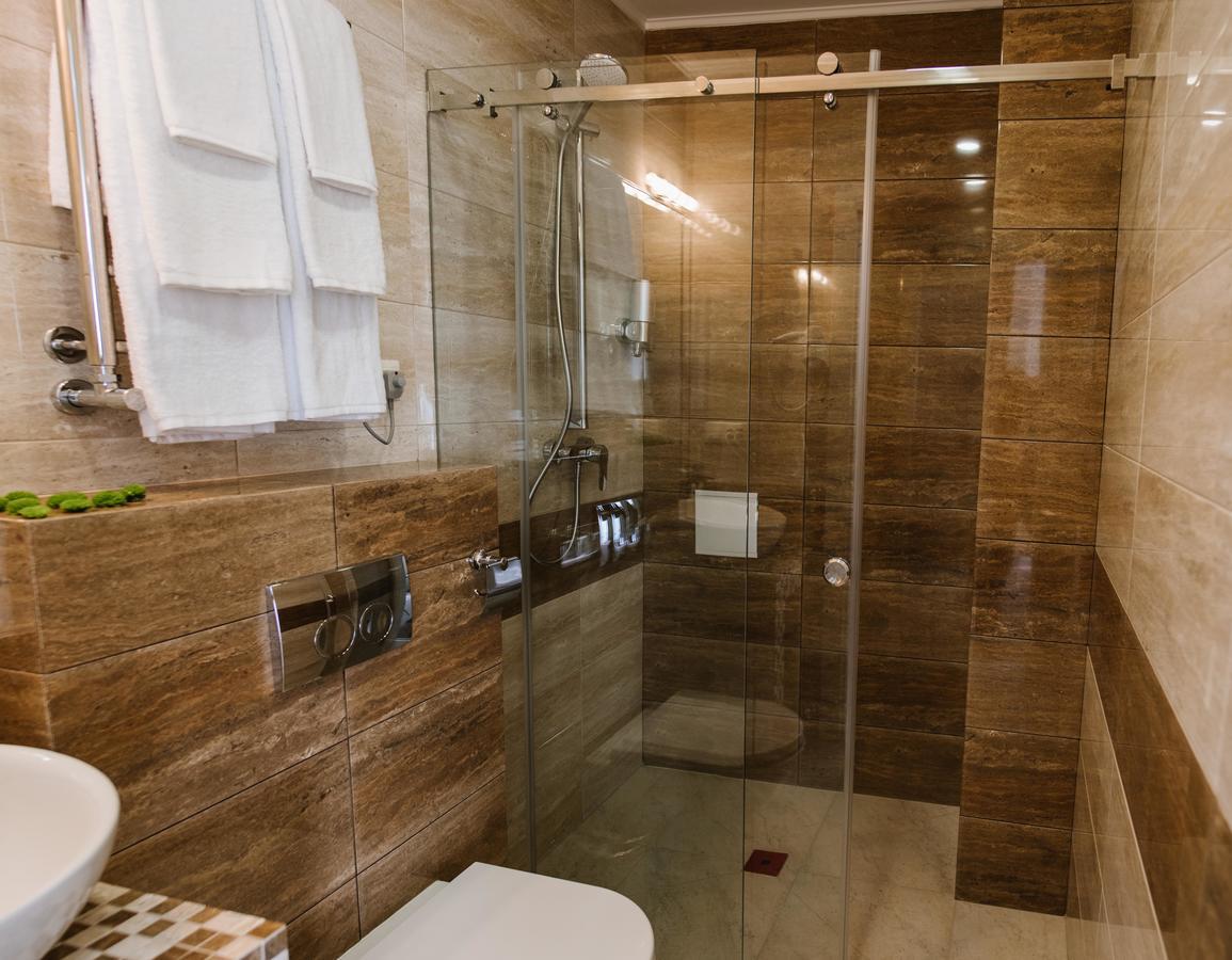 Hotel Alkor Truskavets Luaran gambar