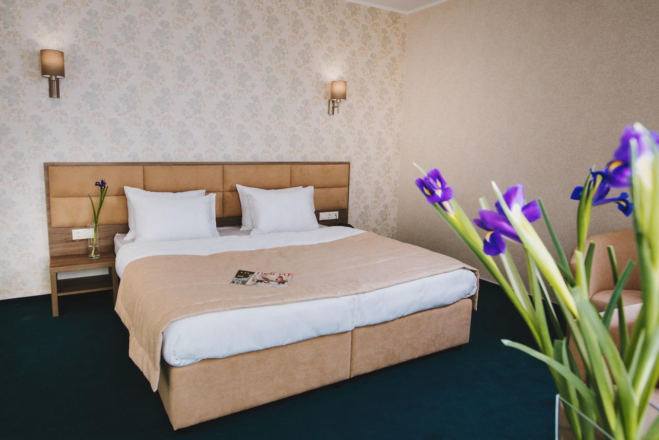 Hotel Alkor Truskavets Luaran gambar