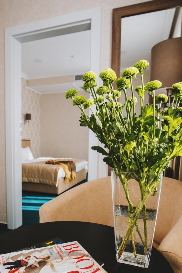 Hotel Alkor Truskavets Luaran gambar