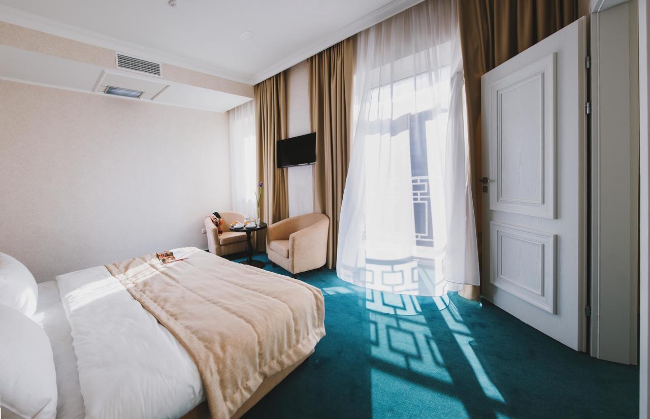Hotel Alkor Truskavets Luaran gambar