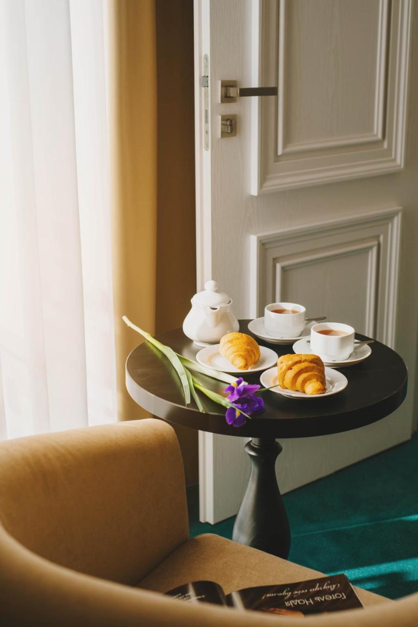 Hotel Alkor Truskavets Luaran gambar