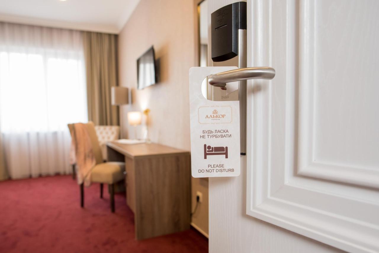 Hotel Alkor Truskavets Luaran gambar